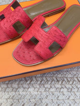 Load image into Gallery viewer, SE1581 Hermes Oran Sandal / Size5-12
