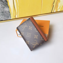 Load image into Gallery viewer, LB1028 Rosalie Coin Purse / 4.3 x 3.1 x 1 inches
