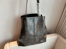 Load image into Gallery viewer, MIU001 Leather Hobo Bag / 15x14.1x3.9inch
