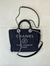 Load image into Gallery viewer, CC1514 Chanel 26A Tweed Mini Beach Tote / HIGHEST QUALITY VERSION / 19.5 × 11 × 16 cm
