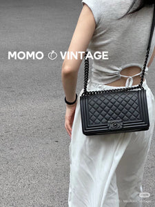 CC1142 Small/Medium BOY CHANEL Handbag
