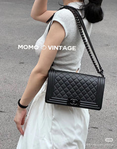 CC1142 Small/Medium BOY CHANEL Handbag