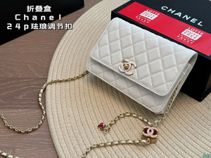 CC1004 Wallet on Chain /   4.7 × 7.6 × 2.1 in