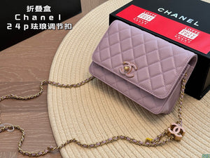 CC1004 Wallet on Chain /   4.7 × 7.6 × 2.1 in