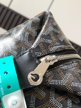 Load image into Gallery viewer, GY029 Boeing Pouch / HIGHEST QUALITY VERSION / 9.4x4.7x5.1inch
