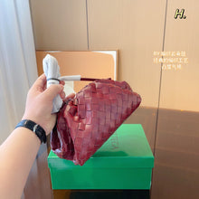 Load image into Gallery viewer, BV060 Mini Pouch / 5.1x8.6x1.9inch
