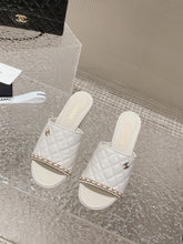 Load image into Gallery viewer, SE1115 CC Sandals / Size4-10

