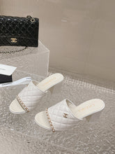 Load image into Gallery viewer, SE1115 CC Sandals / Size4-10
