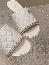 Load image into Gallery viewer, SE1115 CC Sandals / Size4-10
