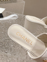 Load image into Gallery viewer, SE1115 CC Sandals / Size4-10
