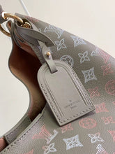 Load image into Gallery viewer, LB893 FLIGHT MODE / HIGHEST QUALITY VERSION /  13.8 x 15.7 x 6.7 inches
