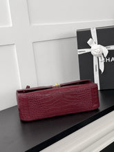 Load image into Gallery viewer, CC1520 Chanel 26S Maxi Flap Bag / HIGHEST QUALITY VERSION / 19.5 × 32 × 10 cm

