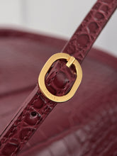 Load image into Gallery viewer, CC1520 Chanel 26S Maxi Flap Bag / HIGHEST QUALITY VERSION / 19.5 × 32 × 10 cm

