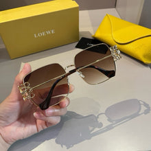 Load image into Gallery viewer, JW890 LOEWE Sunglasses

