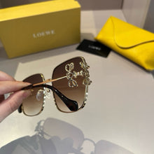 Load image into Gallery viewer, JW890 LOEWE Sunglasses
