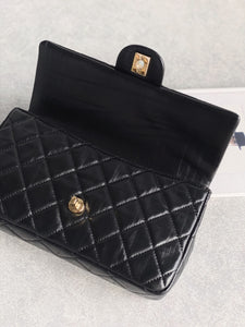 CC860 Chanel23A Flap Handbag / HIGHEST QUALITY VERSION / 9.6x7.3x1.7inch