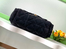 Load image into Gallery viewer, CC1046 Large/Maxi Hobo Bag / HIGHEST QUALITY VERSION
