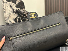 Load image into Gallery viewer, CC1521 Chanel 26S Flap Shoulder Bag / M：32 × 19.5 × 10 cm / L: 38.5 × 26 × 11 cm
