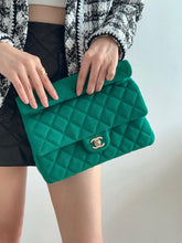 Load image into Gallery viewer, CC861 Chanel23A Flap Handbag / HIGHEST QUALITY VERSION / 9.6x7.3x1.7inch
