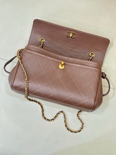 Load image into Gallery viewer, CC1523 Chanel 26A Métiers d’Art Flap Baguette / HIGHEST QUALITY VERSION / 29 × 16 × 9.5 cm
