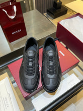 Load image into Gallery viewer, SE1702 Gucci Women&#39;s G75 Sneaker / Size5-12
