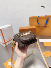 Load image into Gallery viewer, LB822 Mini Bumbag /  6.7 x 4.7 x 3.7 inches
