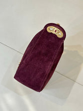 Load image into Gallery viewer, CC1525 Chanel 26A Métiers d'Art Hobo Bag / HIGHEST QUALITY VERSIONn / 34 × 22.5 × 6.5 cm
