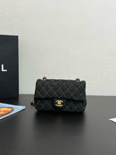 Load image into Gallery viewer, CC1048 Mini Classic Handbag / HIGHEST QUALITY VERSION / 4.7 x 7.9 x 2.4in
