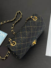 Load image into Gallery viewer, CC1048 Mini Classic Handbag / HIGHEST QUALITY VERSION / 4.7 x 7.9 x 2.4in
