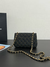 Load image into Gallery viewer, CC1048 Mini Classic Handbag / HIGHEST QUALITY VERSION / 4.7 x 7.9 x 2.4in
