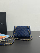 Load image into Gallery viewer, CC1050 Mini Classic Handbag / HIGHEST QUALITY VERSION / 4.7 x 7.9 x 2.4in
