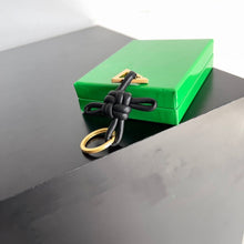 Load image into Gallery viewer, JW771 BV Triangle Key Ring
