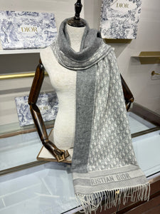 CLTH474 Dior Oblique Scarf / 71 x 17.5 inches