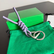 Load image into Gallery viewer, JW772 BV Triangle Key Ring
