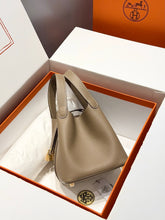 Load image into Gallery viewer, HM221 Hermes Picotin Lock 18 / HIGHEST QUALITY VERSION / 18 × 19 × 13 cm
