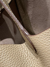 Load image into Gallery viewer, HM221 Hermes Picotin Lock 18 / HIGHEST QUALITY VERSION / 18 × 19 × 13 cm
