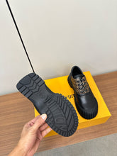 Load image into Gallery viewer, SE1520 LB Ruby Flat / Size5-10
