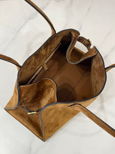 Load image into Gallery viewer, TR008 The Row Margaux EW Shoulder 12 / HIGHEST QUALITY VERSION / 38 × 18 × 23 cm
