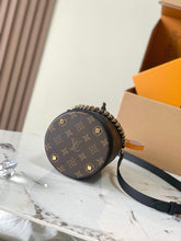 Load image into Gallery viewer, LB987 Canoé / 5.5 x 8.1 x 5.5 inches / HIGHEST QUALITY VERSION
