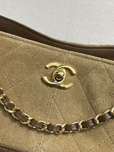 Load image into Gallery viewer, CC1529 Chanel 26K Mini Hobo Bag / HIGHEST QUALITY VERSION / Top Handle / 20 × 15.5 × 8.5 cm
