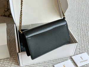 YSK412 Sunset Clutch in Box Saint Laurent / 4.7" x 8.6" x 0.8"