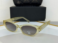 Load image into Gallery viewer, JW891 CC Sunglasses / 54x19x145mm
