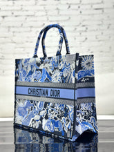 Load image into Gallery viewer, DR526 Medium Dior Book Tote / HIGHEST QUALITY VERSION / 14 x 11 x 6.5 inches
