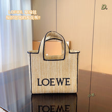 Load image into Gallery viewer, LWE024 Striped LOEWE Font Tote in raffia
