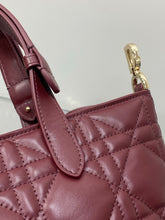 Load image into Gallery viewer, DR669 Dior Toujours Small Bag / HIGHEST QUALITY VERSION  / 23 × 15.5 × 12 cm
