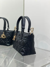 Load image into Gallery viewer, DR670 Dior Toujours Small Bag / HIGHEST QUALITY VERSION  / 23 × 15.5 × 12 cm
