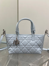 Load image into Gallery viewer, DR672 Dior Toujours Small Bag / HIGHEST QUALITY VERSION  / 23 × 15.5 × 12 cm
