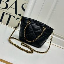 Load image into Gallery viewer, CC1052 Small Shopping Bag / 8.3x5.9x3.5inch
