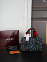 Load image into Gallery viewer, GC782 Gucci Ophidia Mini Boston Bag / 20 x 13 cm
