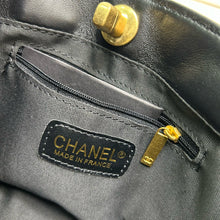 Load image into Gallery viewer, CC1052 Small Shopping Bag / 8.3x5.9x3.5inch
